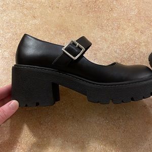 Like new Madden Girl chunky Mary Jane’s